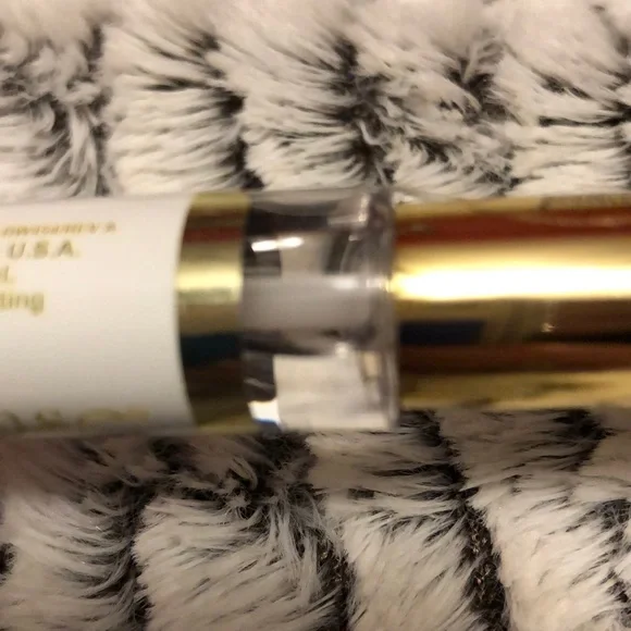 Lipsense Ooops Remover - Picture 4 of 5